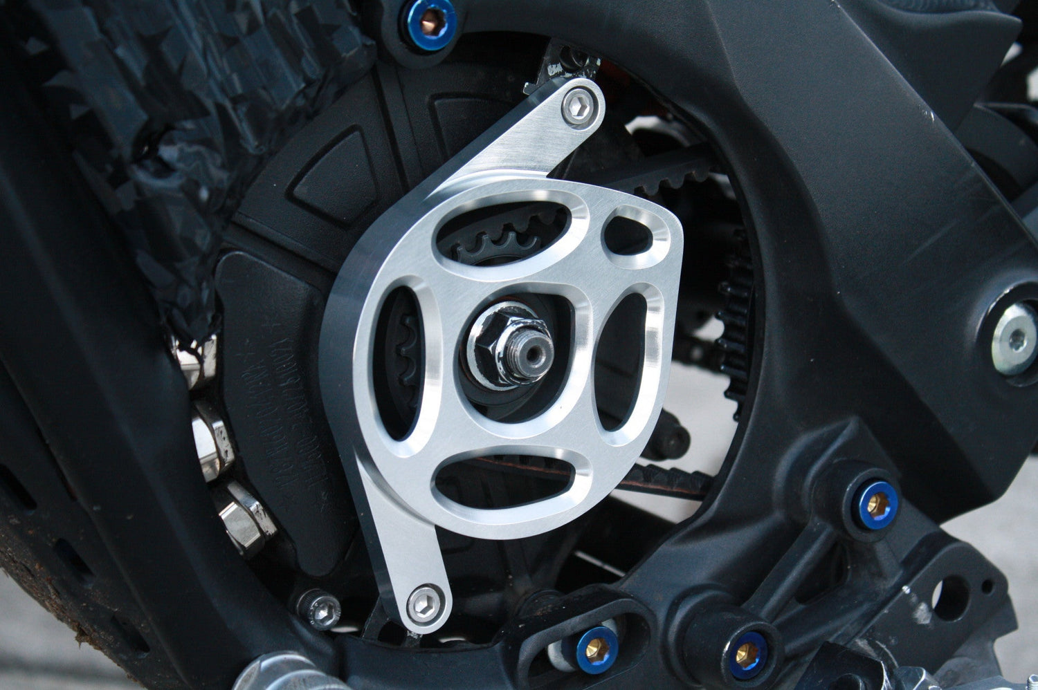 Talaria xxx Metal Motor Cover product detail photo 2