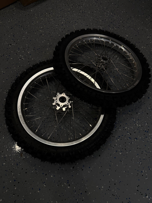 Chrome Talaria Dirt Wheelset product photo