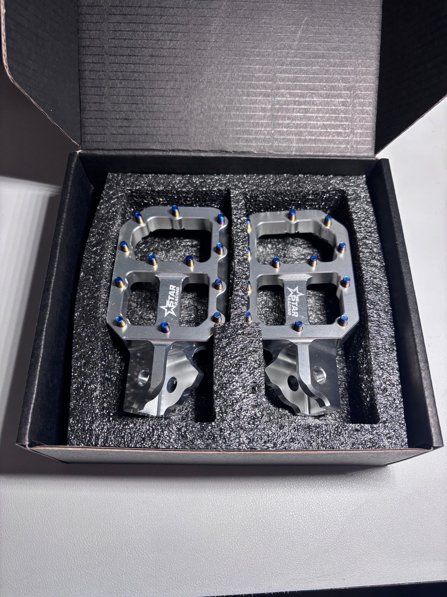 Surron LBX,Talariaxxx,mx3,4,5,Komodo,E-Ride titanium pegs