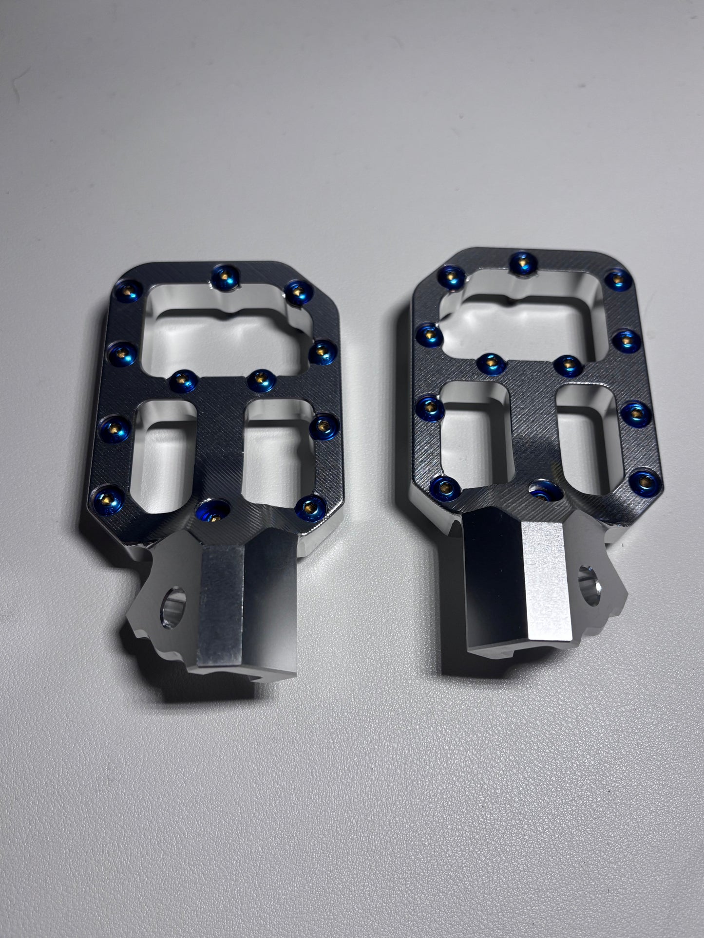 Surron LBX,Talariaxxx,mx3,4,5,Komodo,E-Ride titanium pegs